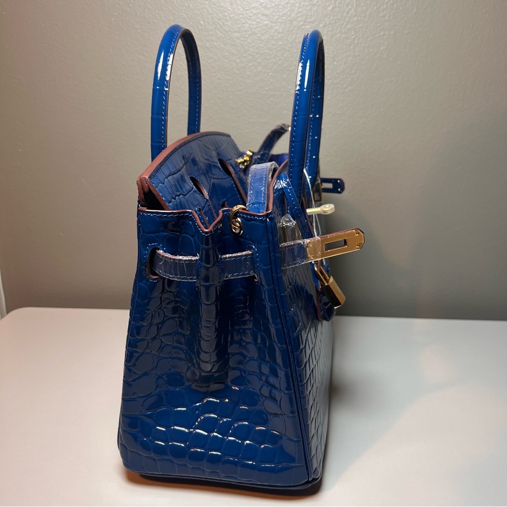 Genuine Blue Leather embossed in Crocodile Print 30cm with gold hardware. - Picture 3 of 8